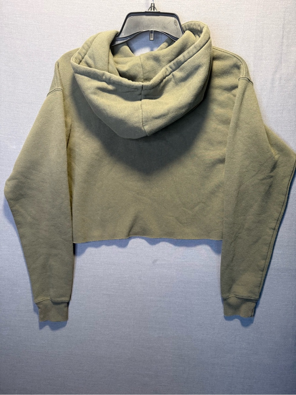 Wild Fable Women's Cropped Hoodie - Olive Green. Size XS - Picture 3 of 5